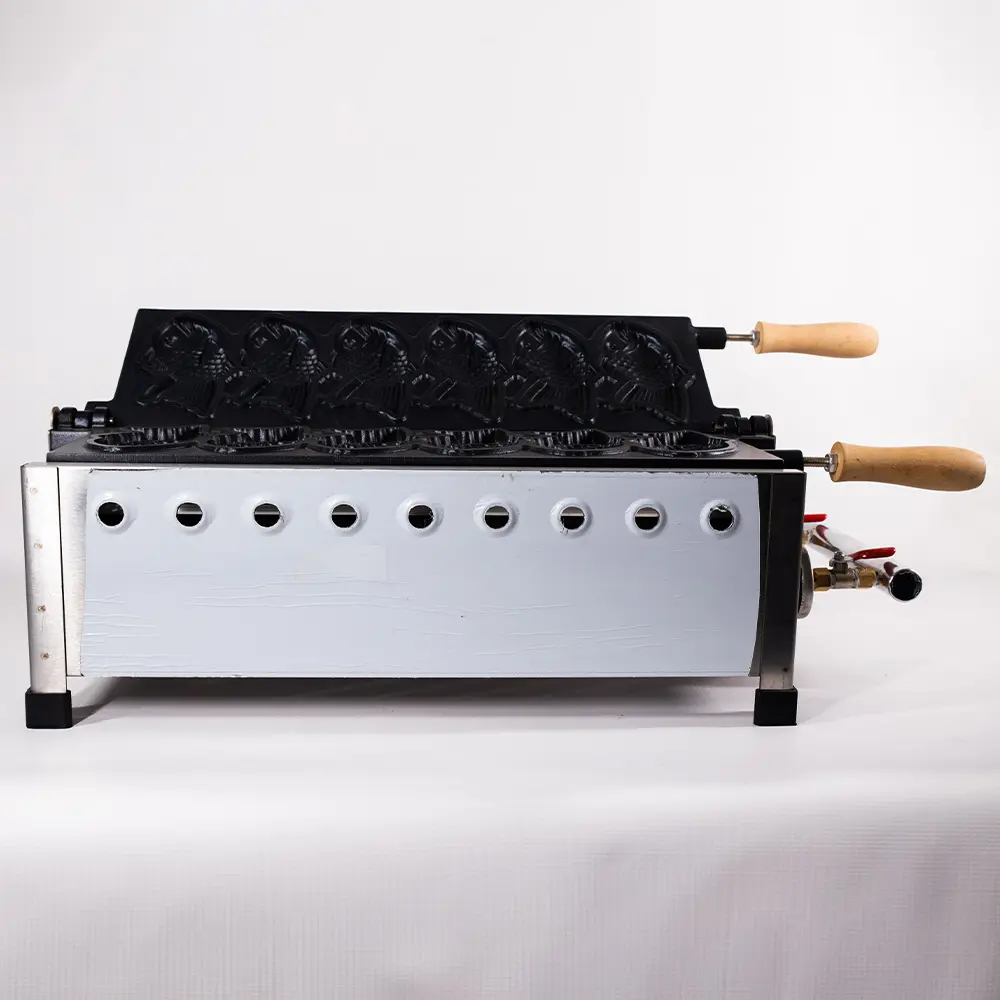 WAFLERA CON FORMA DE PESCADITOS