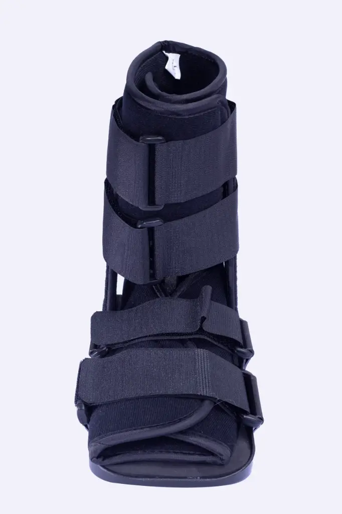 INMOVILIZADORA BOTA CORTA NEGRA 11" 