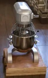 [XLB-10] BATIDORA DE 10 LITROS TRABAJO PESADO