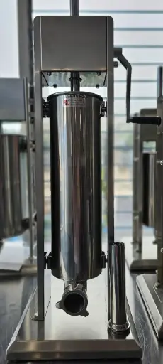 [QTY-7L] EMBUTIDORA DE 7 LTS